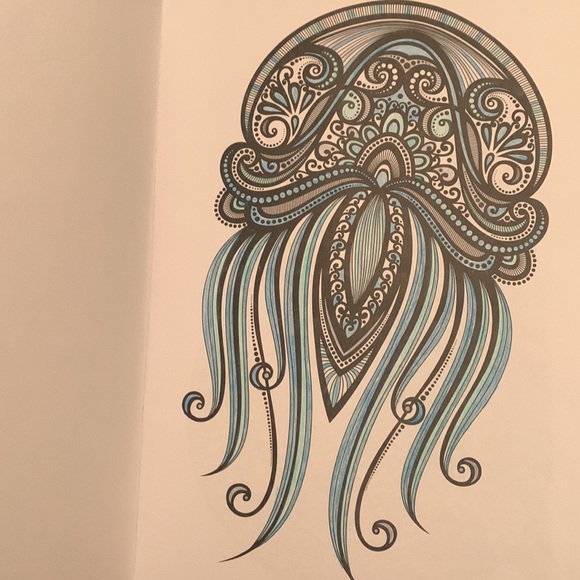 🧚🏿♂️3/$12🧚🏿♂️ Colour therapy book - Picture 7 of 7